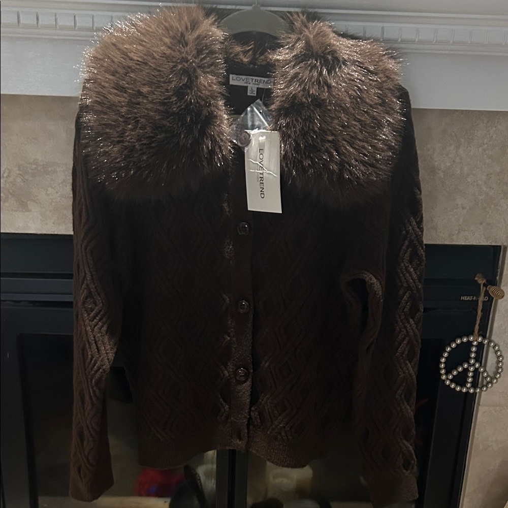 LOVETREND Chocolate Brown Cardigan with Faux Fur Collar - Picture 8 of 10